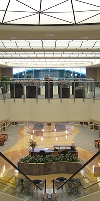 Truman Lakewood lobby